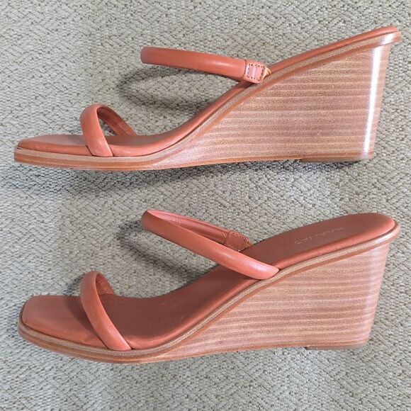 Kaanas Leather Brick Red Square Toe Wedge Sandals - Size 9 - Picture 6 of 15